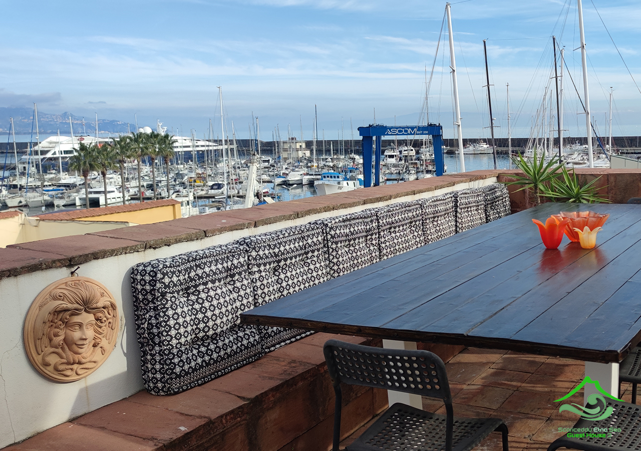 Scariceddu Etna Sea Guest House 2